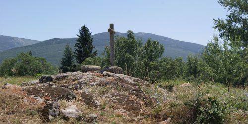 Cruz de canto en Sotosalbos