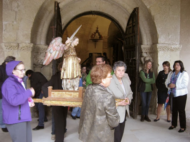 Misa y procesión de San Miguel en Sotosalbos, Segovia